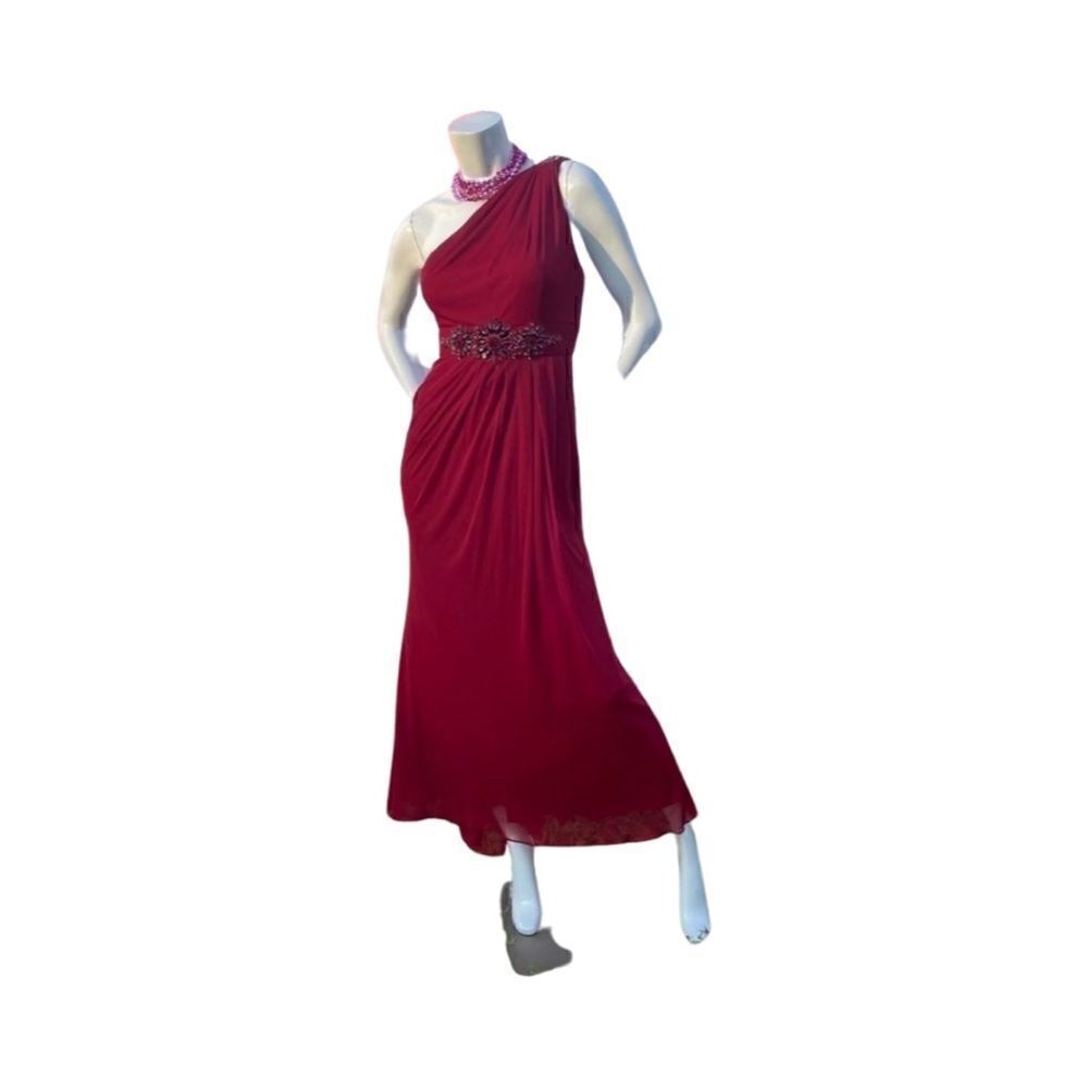 Adriana Papell for E live from theRed carpet dress